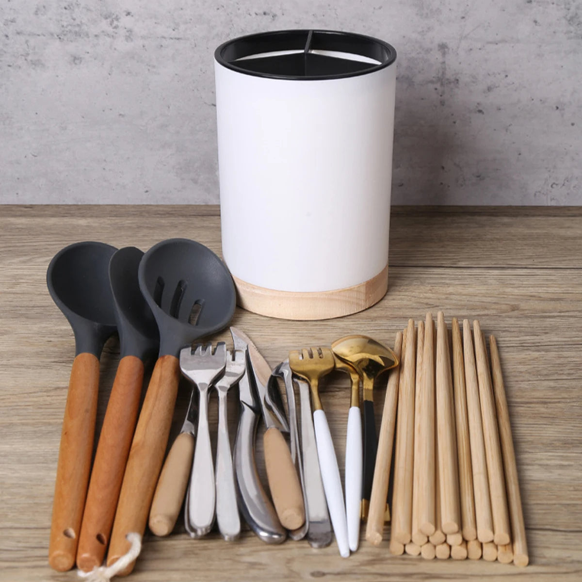 pot ustensiles cuisine blanc