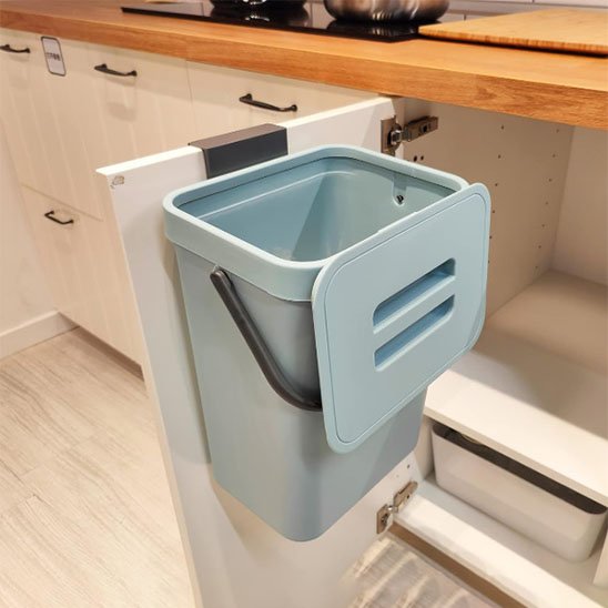 Poubelle sous evier petite