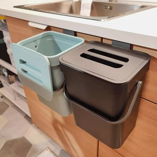 Poubelle sous evier plastique