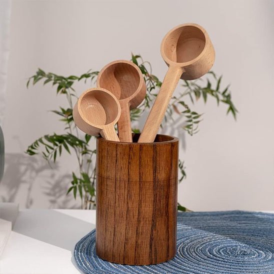 Range couvert en bois