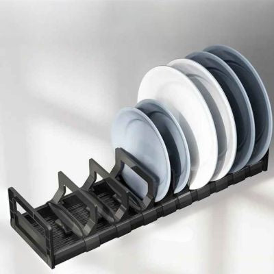 rangement sous evier assiettes